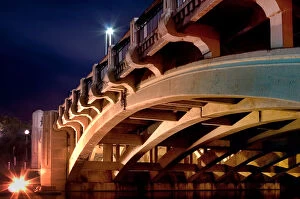 Images Dated 21st July 2016: The Concrete Arch of Adelaide of the City Bridge Carrying King William Road At Night, Adelaide
