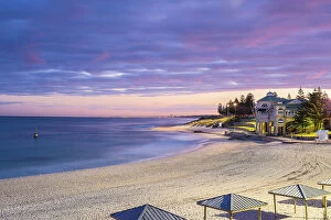 Images Dated 15th September 2023: Cottesloe Beach Sunrise