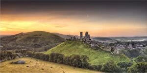 Awe Inspiring Australian Panoramas Collection: A countryside view near Corfe Castle, Isle of Purbeck, Dorset, England