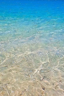 The crystal clear waters of Ningaloo near Coral Bay in Western Australia