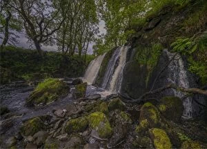 Images Dated 27th June 2015: Dalmally waterfall