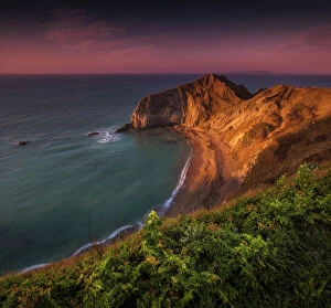 Images Dated 17th March 2022: Dawn on the Jurassic coastline, Dorset, England, UK