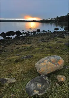 Images Dated 2009 April: Daybreak on Lake St. Clair, Central Tasmania