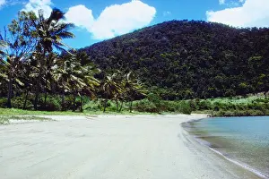 Whitsunday Prints: Deserted beach, Whitsunday Islands, Queensland