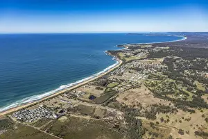 Images Dated 2021 August: Diamond Beach