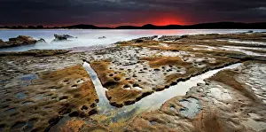 Dramatic rockshelf seascape