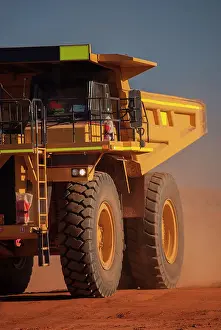 Mine dump truck