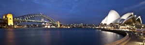 Dusk at Sydney Opera House Dusk at Sydney Opera House