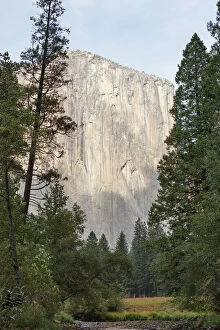 Images Dated 13th October 2009: El Capitan Yosemite National Park