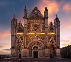 Facade of Orvieto Cathedral (Duomo di Orvieto), Orvieto, Terni, Umbra, Italy Facade of Orvieto Cathedral (Duomo di Orvieto), Orvieto, Terni, Umbra, Italy