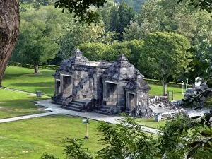 Images Dated 17th June 2016: The Front Gate and Walls of the Largest Terrace in Kraton Ratu Boko (Ratu Bokos Palace)