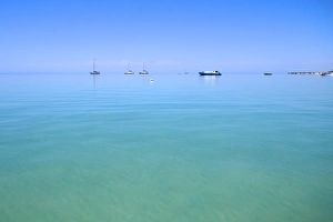 Sail Prints: A glorious calm day at Monkey Mia