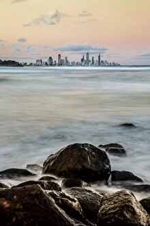 Images Dated 6th January 2016: Gold Coast skyline at sunset