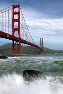 Daniel Osterkamp Collection: Golden Gate Bridge splash