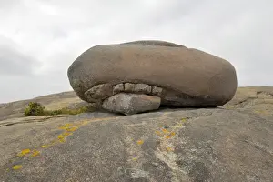 Granite glacial erratic rock, Stony Hill Outlook near Albany, Western Australia, Australia