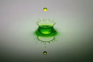 Drop Prints: Green and Gold