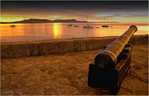 Images Dated 26th December 2012: The harbour of Lyme Regis, Jurassic coastline of Dorset, England, United Kingdom