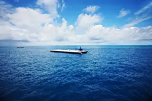 Helicopter landing platform