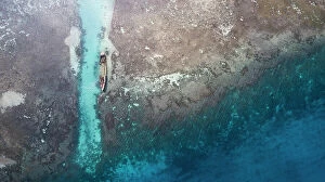 Aerial Beach Photography Collection: Heron Island Aerial, Great Barrier Reef