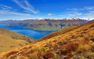Images Dated 22nd October 2015: High viewpoint over Lake Wanaka