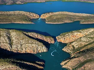 Images Dated 31st August 2022: Horizontal Falls