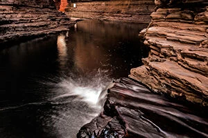 Images Dated 9th August 2019: Inside Kermits Pool at Karijini National Park