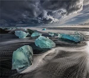 Images Dated 1st April 2014: Jokulsarlon Beach in winter, just after a huge storm hit the coastline