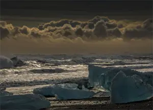 Images Dated 10th March 2014: Jokulsarlon Beach in winter, just after a huge storm hit the coastline