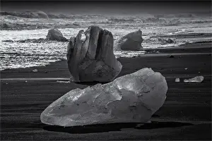 Images Dated 10th March 2014: Jokulsarlon Beach in winter, just after a huge storm hit the coastline
