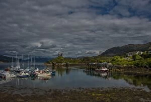 Images Dated 25th June 2013: Kyleakin Harbor