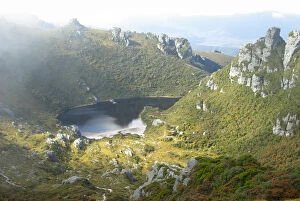 Images Dated 21st September 2015: Lake Cygnus in Western Arthurs, Tasmania Australia