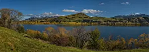 Lake Hayes Prints: Lake Hayes in the Autumn on the South Island of New Zealand