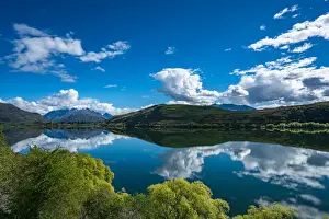 Lake Hayes in New Zealand