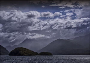 Images Dated 16th January 2014: Lake Te-Anau, south island, New Zealand