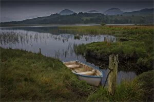 Images Dated 31st May 2014: Llyn Cwellyn in the Snowdonia National Park, northern Wales, United Kingdom