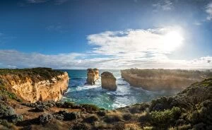 12 Apostles Collection: Loch Ard Gorge, Port Campbell National Park