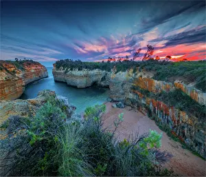 : Lochard Gorge, Shipwreck coastline