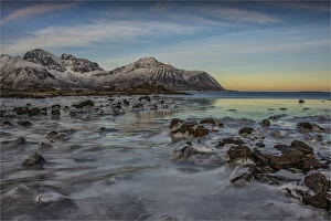 Images Dated 21st February 2014: Lofoten Peninsular, winter wonderland, Arctic circle, Norway