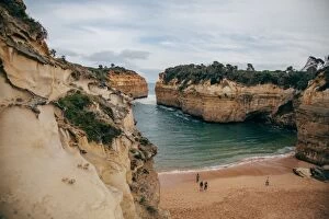 Jodie Griggs Collection: Looking down into small beach at Loch Ard Gorge