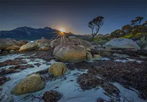 Low tide along the shoreline of Fotheringate beach, Flinders Island, Bass Strait, Tasmania, Australia