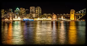 Craig Jewell Photography Collection: Luna Park across Lavender Bay
