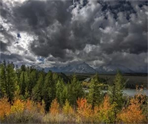 Images Dated 19th September 2013: Magnificent scenery of the Teton mountain range, Snake River overlook, Grand Tetons National Park