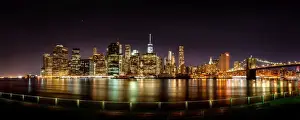 Az Jackson Prints: Manhattan skyline from Brooklyn Bridge Park in black and white