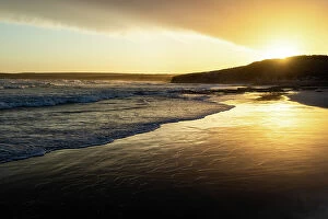 John White Photos Collection: Mary Ellis Wreck Beach at dusk. Sleaford Bay. Lincoln National Park. Eyre Peninsula. South Australia