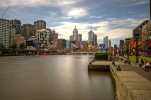 Images Dated 31st August 2014: Melbourne Yarra river and city skyline