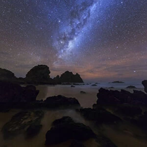 Images Dated 4th June 2017: Milky way at Camel Rock beach, South coast of Australia