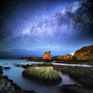 AtomicZen The Beauty of Nature Collection: Milky way over Cathedral rock, Kiama, Sydney