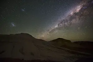 Milky Way over Papa Kutjara (Two Dogs) in the Kanku-Breakaways Conservation Park