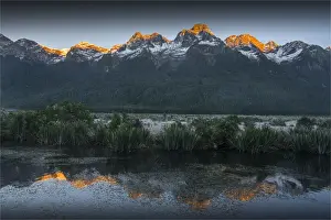Images Dated 30th April 2014: Mirror lakes, South Island, New Zealand