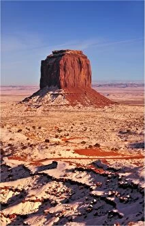 Images Dated 4th January 2010: Monument valley in Winter, Arizona, south western United States of America